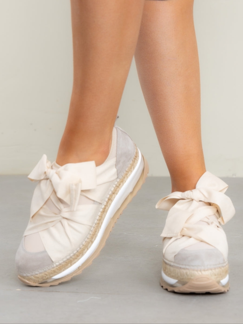 Free People Chapmin Espadrille Sneaker Ivory Ribbon Lace Platform Shoe Sz 7 - Picture 13 of 14